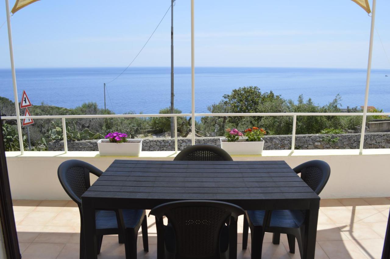 Casa Vacanza Salentina غاليانو دل كابو المظهر الخارجي الصورة